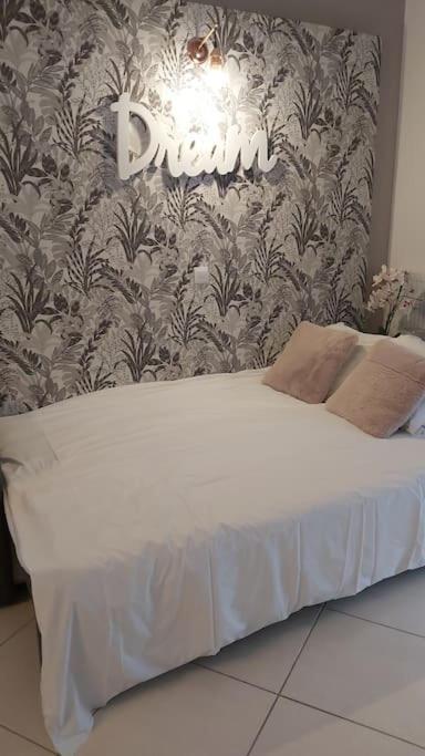 Marvellous Disney Home Magny Le Hongre 7 Min From Disneyland Kültér fotó